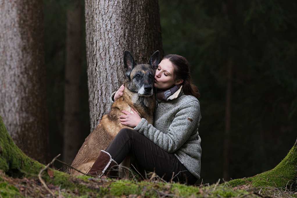 hundefotografin-patricia-thalhammer-und-malinois Portrait von Fotografin Patricia Thalhammer - Bildwerk Bayern
